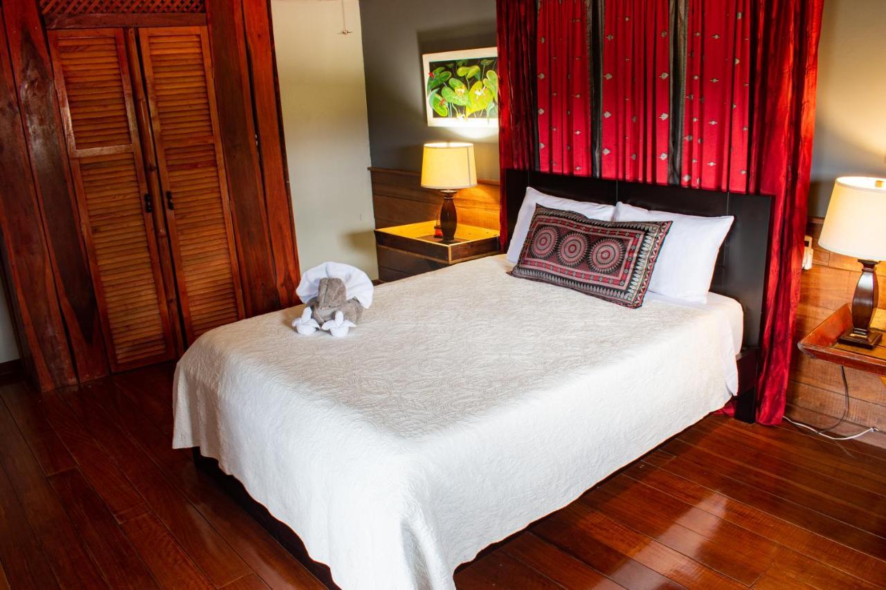 Toucan Lane Hotel And Restaurant Nuevo Arenal Eksteriør bilde